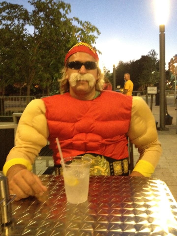Missy Ward's husband, Beaudon Spaulding as Hulk Hogan during RAW in Orlando